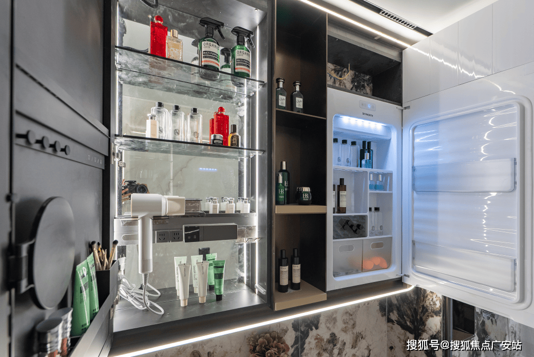 保利外滩启Park77售楼处-保利外滩启Park77销售中心电话 - 环境 - 户型 - 价格 - 地址 - 楼盘详情 - 配套 - 电话 - 交房时间 - 配套 - 楼盘百科(图18) 保利外滩启Park77售楼处-保利外滩启Park77销售中心电话 - 环境 - 户型 - 价格 - 地址 - 楼盘详情 - 配套 - 电话 - 交房时间 - 配套 - 楼盘百科(图18)